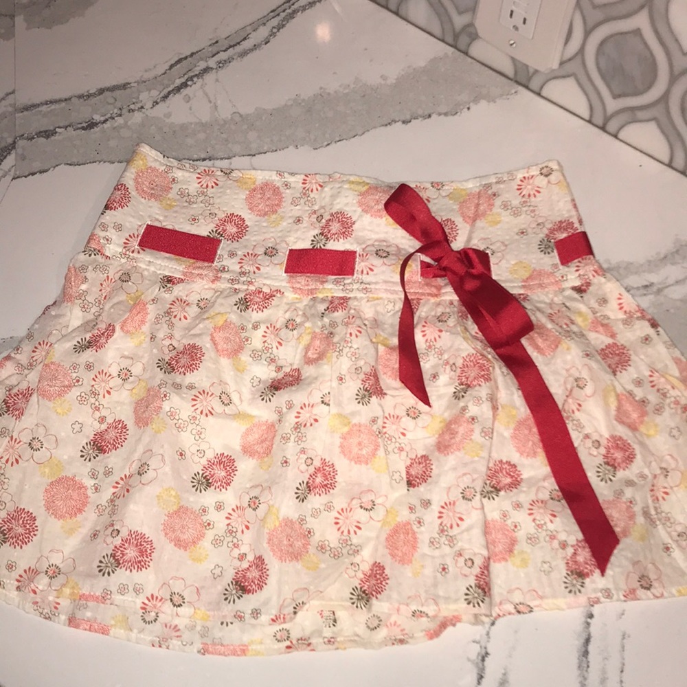 DONATED Barely worn skirt